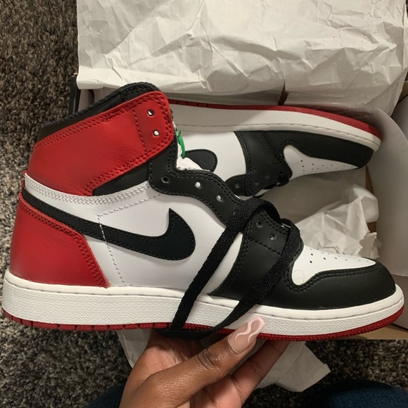Air Jordan 1 Black Toe - Picture 3 of 4